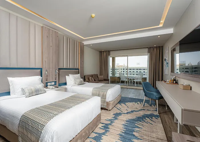 فندق Titanic Pearl